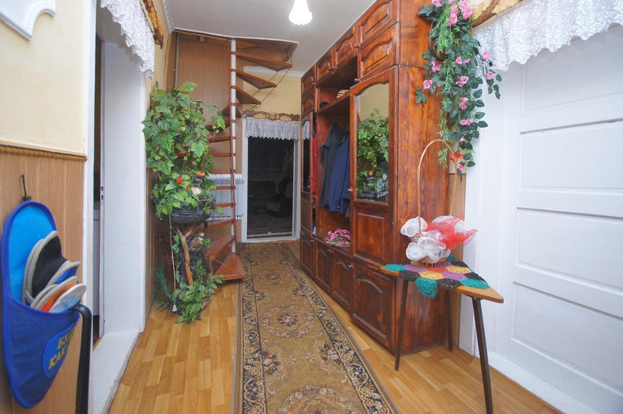 Аня Рома Hotel Lazeshchyna Bagian luar foto